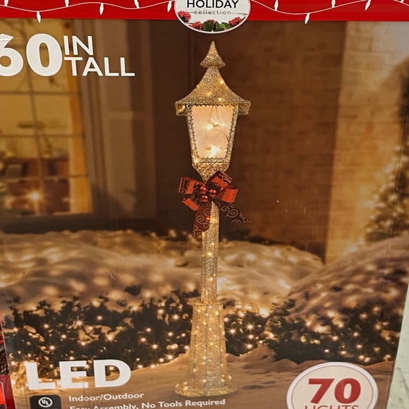 Holiday Collection Holiday 6 Inch Tall Gold Glitter Led Light Up